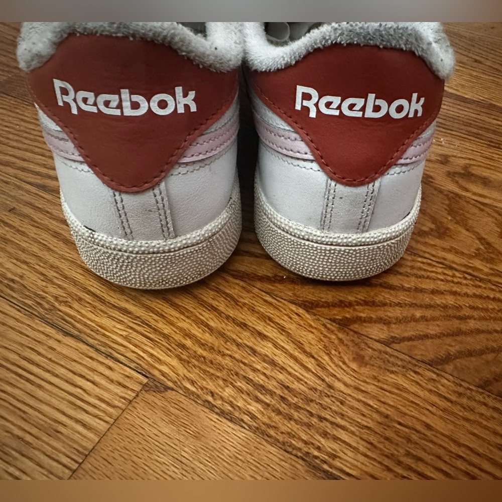 Size 9 Reebok C 85’a - Picture 2 of 3